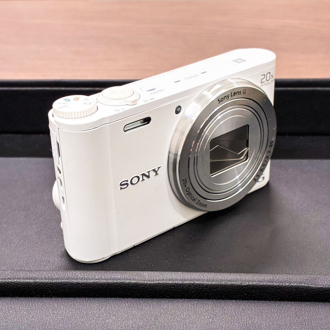 カメラのお買取をさせていただきました！