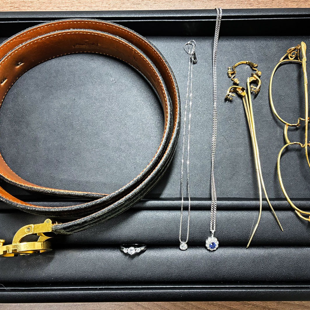 アクセサリーなどのお買取をさせていただきました!