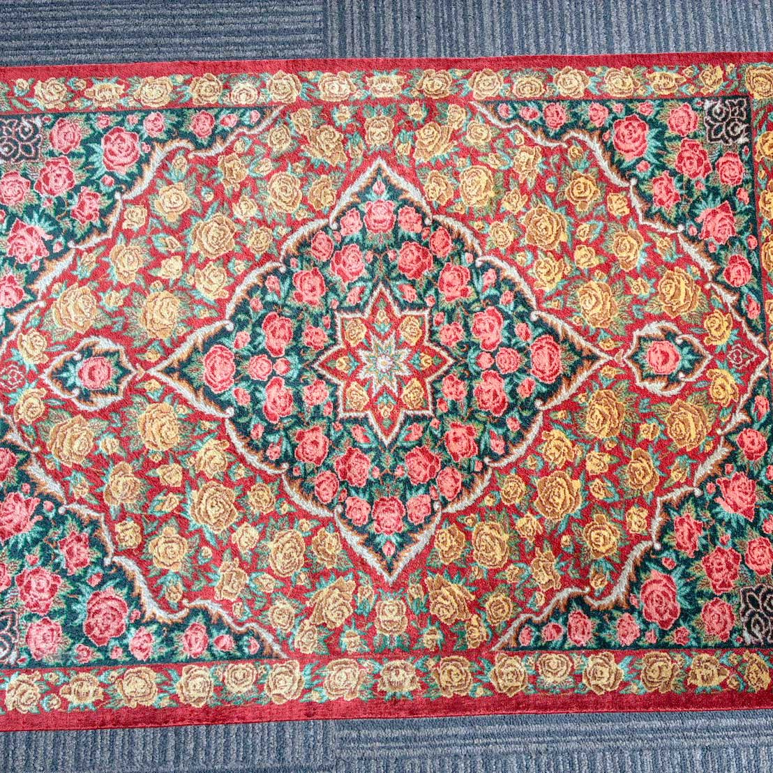 絨毯のお買取をさせていただきました!