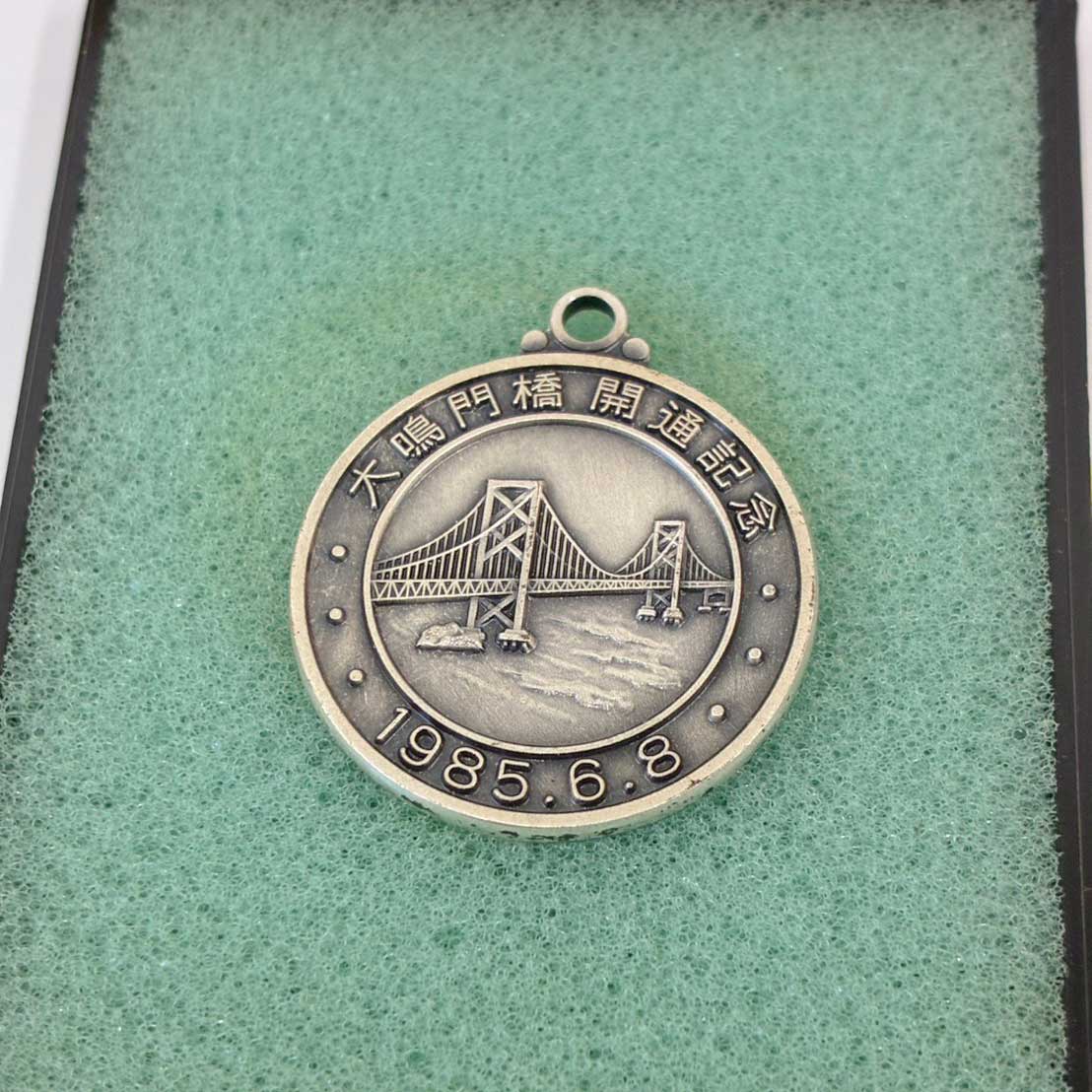 記念硬貨やカメラなどのお買取をさせていただきました！